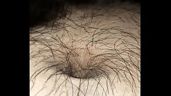Мастурбация секса: белокурая шлюха с маленькими сисяндрами нежно дрочит пизду